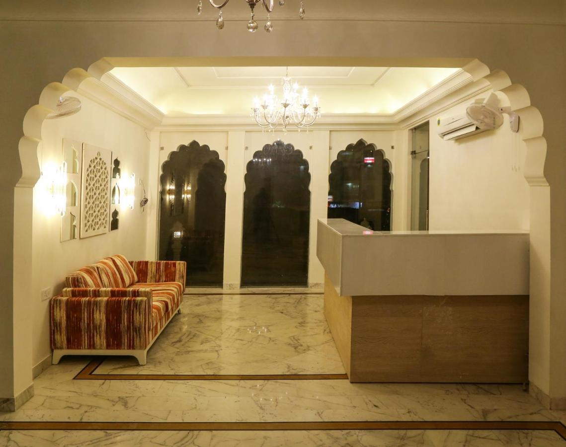 Hotel Ratangarh Palace Jaipur Exterior photo